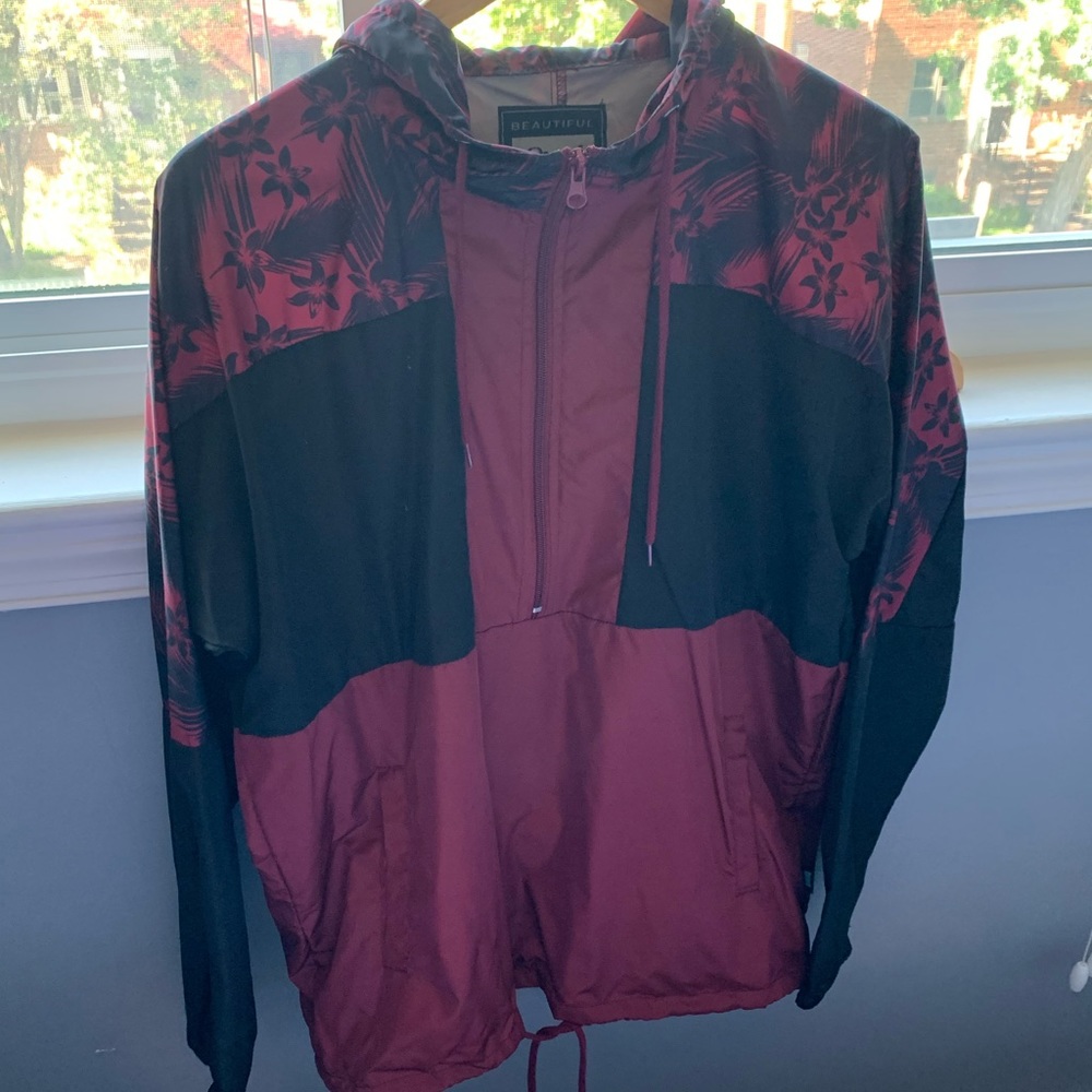 Windbreaker size medium in mens